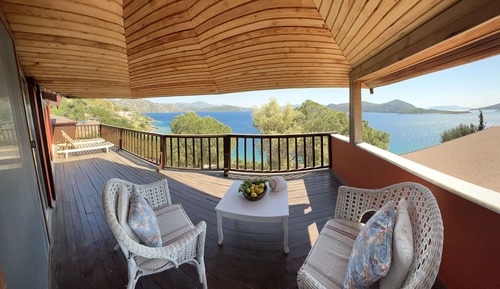 Deluxe Penthouse
