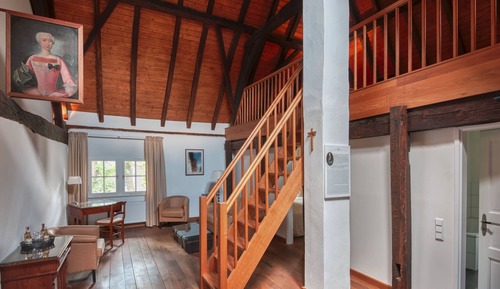 Traditional Studio