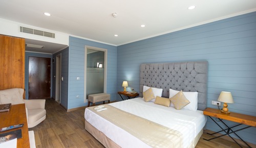 Exclusive Room
