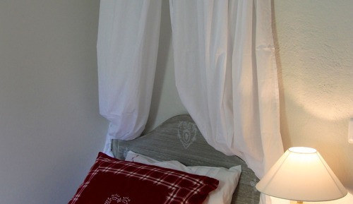 Classic Cottage, 3 Bedrooms, Non Smoking, Valley View