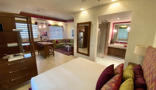 Comfort Studio Suite, Kitchen, City View