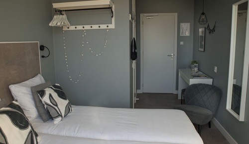 Double Room, Balcony, Courtyard View (Small Double Room)