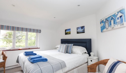 Room, Garden View
