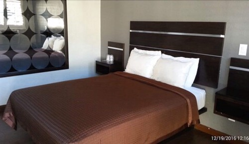 Basic Single Room, 1 Queen Bed, Non Smoking