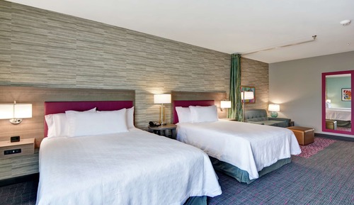 Studio, 2 Queen Beds, Accessible (Hearing)
