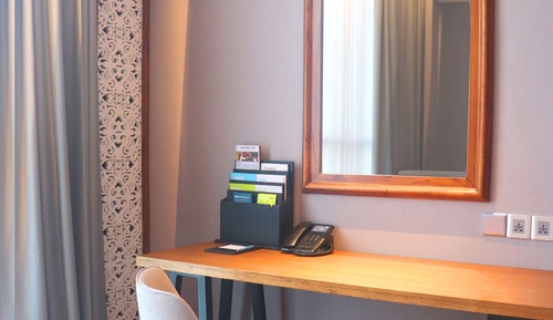 Room, 1 King Bed, Non Smoking, City View