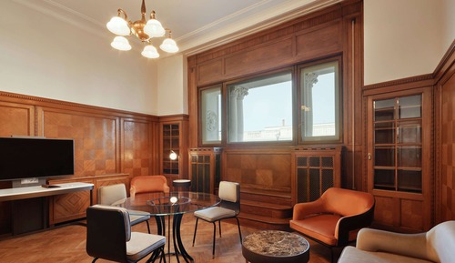 Suite, 1 Bedroom (King Bed, Historical)