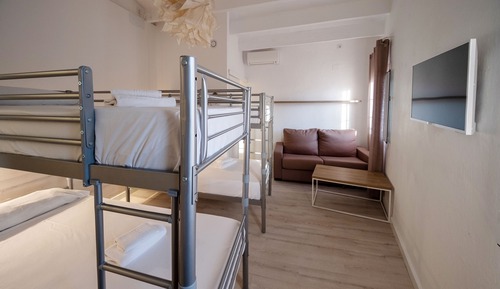 Standard Quadruple Room, Non Smoking, City View