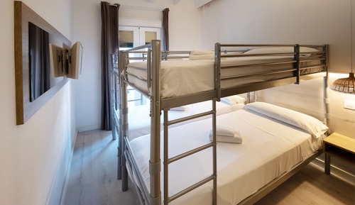 City Quadruple Room, Non Smoking, Terrace