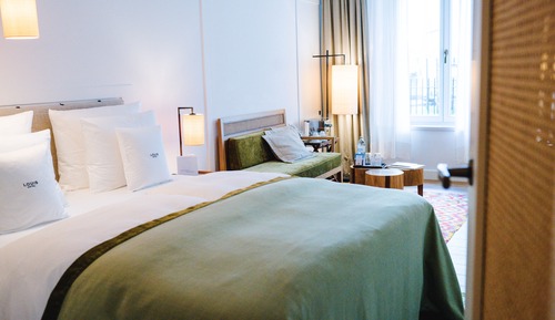 Deluxe Room, Courtyard View