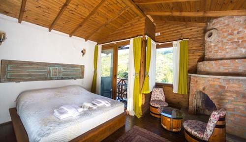 Standard Chalet