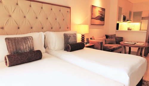 Executive Studio, 2 Twin Beds