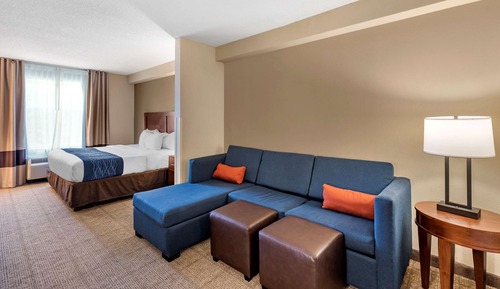 Suite, 1 King Bed, Accessible, Non Smoking (Upgrade)