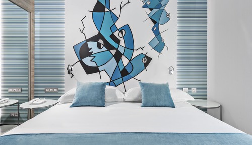 Family Superior Junior Suite (4 adults and 2 children)
