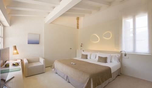 Double Room (with Terrace or Chillout)