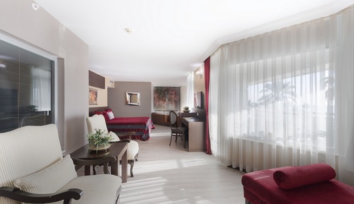 Suite with Jacuzzi