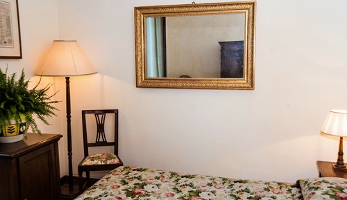 Single room with semi double bed