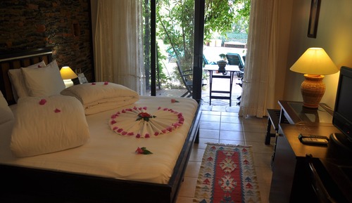 Standard Double or Twin Room, Garden View