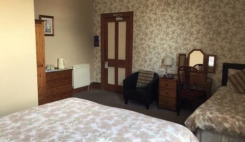 Double or Twin Room, Ensuite