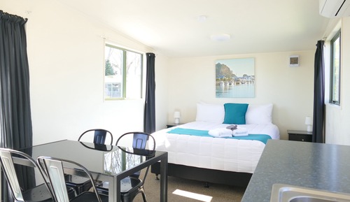 Family Cabin, Multiple Beds, Non Smoking, Private Bathroom