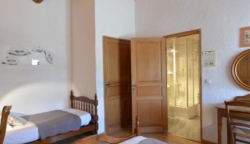 Triple Room, Multiple Beds, Non Smoking