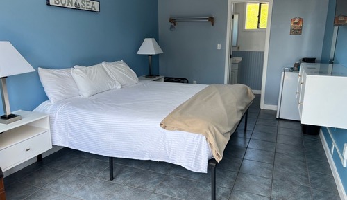Comfort Room, 1 King Bed, Non Smoking