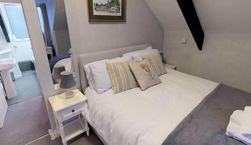 Premium Loft, Ensuite (Crows Nest + 2 child)