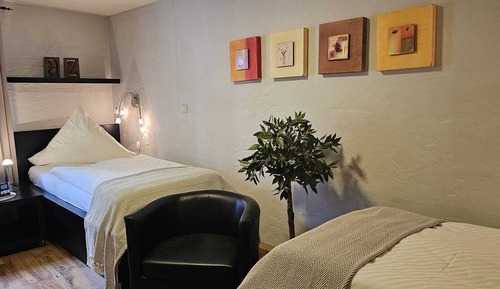 Twin Room, Ensuite