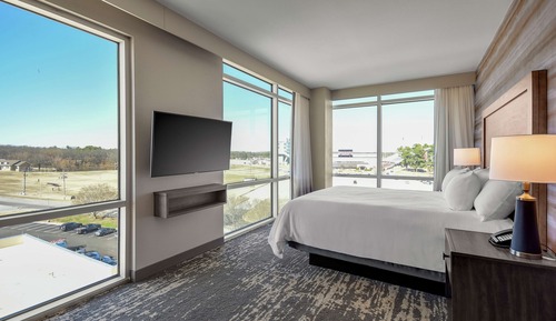 Suite, 1 King Bed