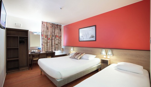 Triple Room