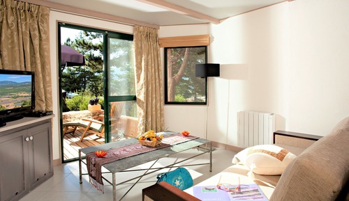 Comfort Double Room, Terrace, Garden View