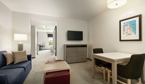 Studio Suite, 1 King Bed, Non Smoking (Urban)