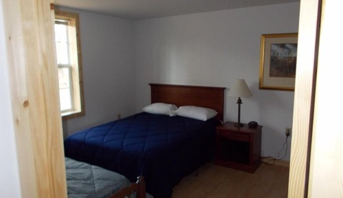Suite, 3 Bedrooms, 2 Bathrooms (Suite 1 or 2)