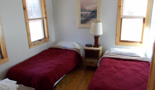 Suite, 3 Bedrooms, 2 Bathrooms (Suite 3)