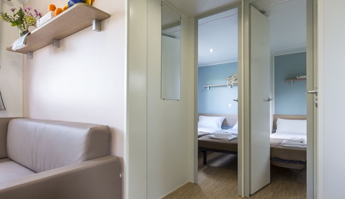 Mobile Home (4 People)