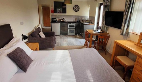Suite, Ensuite
