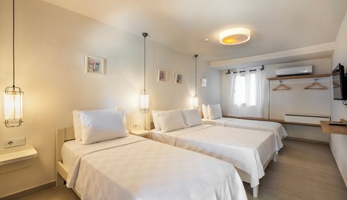 Standard Quadruple Room, Multiple Beds, Patio
