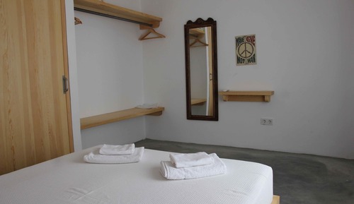 Family Apartment, 1 Bedroom, Kitchenette, Courtyard Area