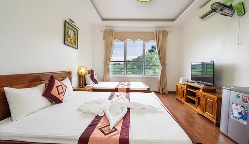 Standard Triple Room, Garden View