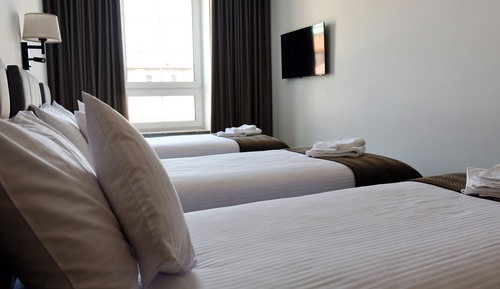 Classic Triple Room, Garden View