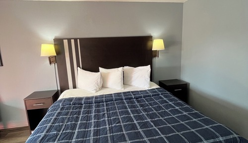 Single Room, 1 King Bed, Non Smoking