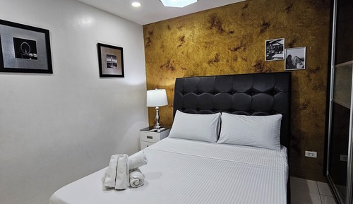 Luxury Apartment, Balcony, Pool View