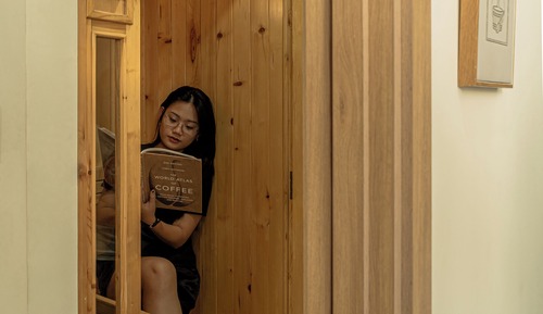 Royal Studio, City View