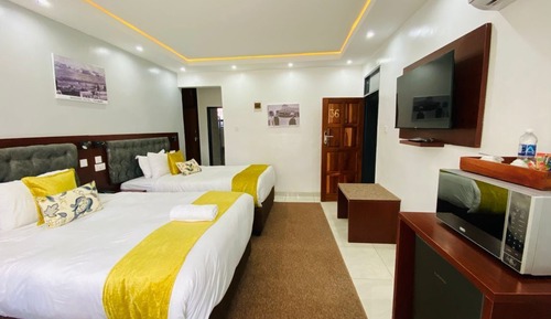 Deluxe Twin Room