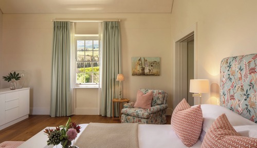 Deluxe Suite, Vineyard View
