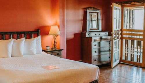 Room, 1 Queen Bed (Lodge)