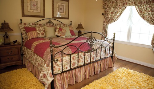 Premium Room, 1 King Bed, Private Bathroom, Garden View