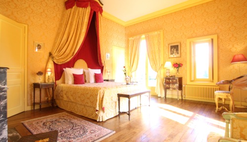 Marquis Room