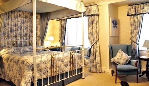 Room, 1 Queen Bed, Ensuite (Bath - 1, 6 & 9)