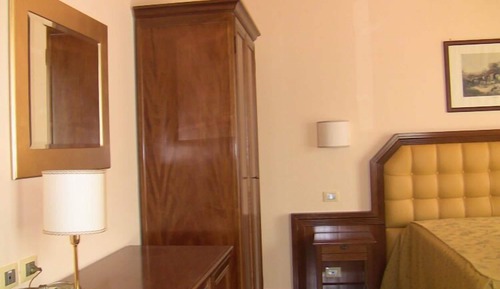 Double Room, Valley View